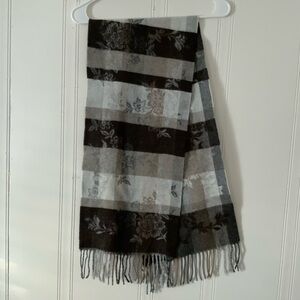 Chic Floral Black and Gray Scarf